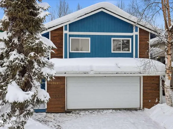 1964 Commodore Dr, Anchorage, AK 99507