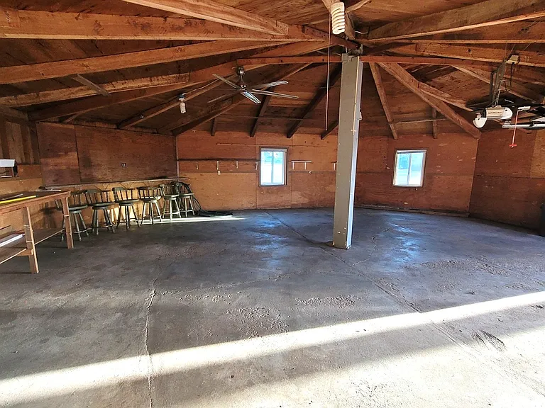 1055 Platteview Dr — Photo 25