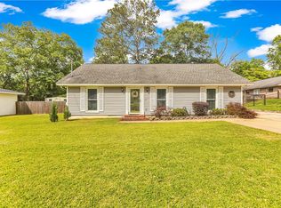 803 Shamrock St, Opelika, AL 36801
