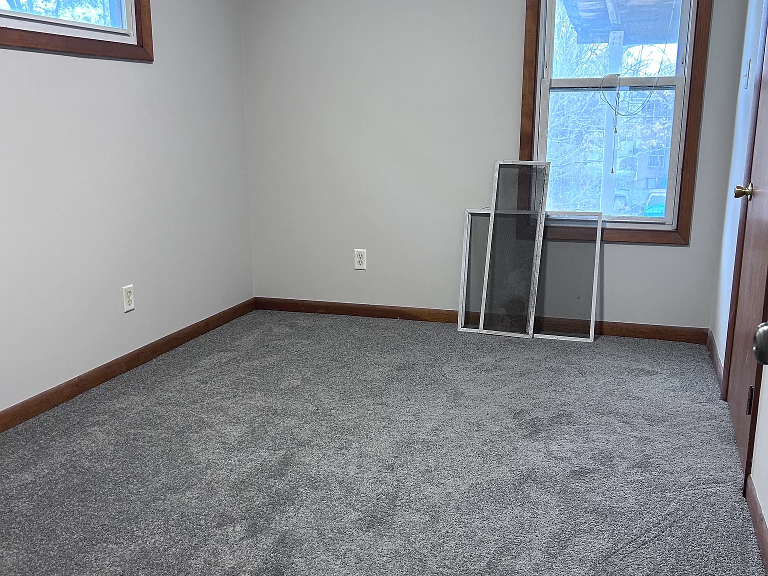 2 bed, $1,100 — Photo 4