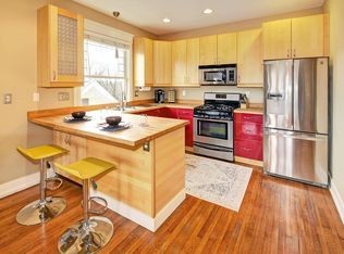(Undisclosed Address), Louisville, KY 40206