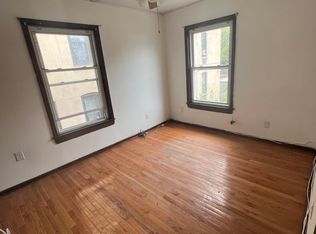 68 Danforth Ave, Jersey City, NJ 07305