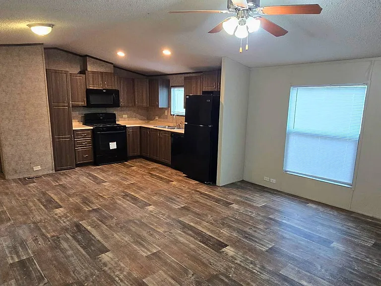 7650 West Hwy #90-504 — Photo 3