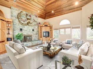 10832 Barn Wood Ln, Potomac, MD