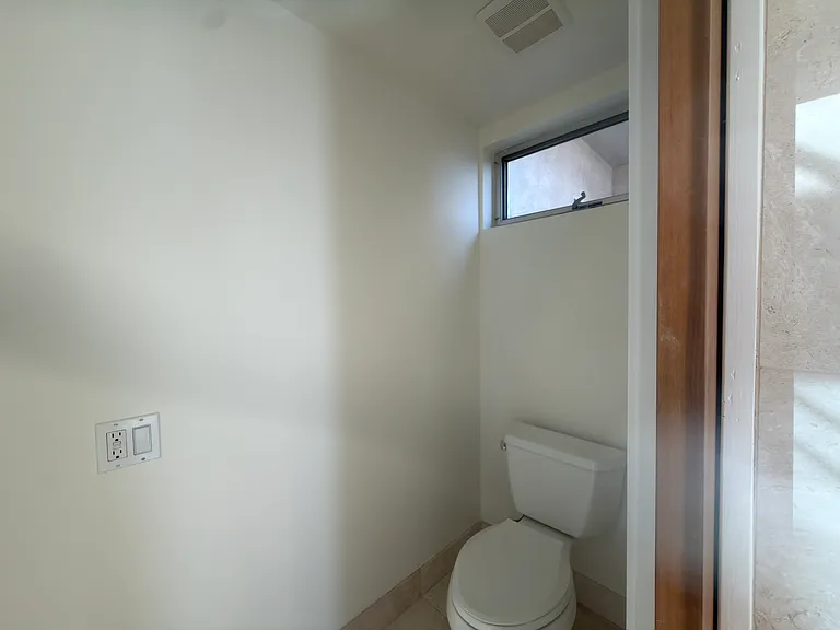 650 8th St #650 — Photo 16