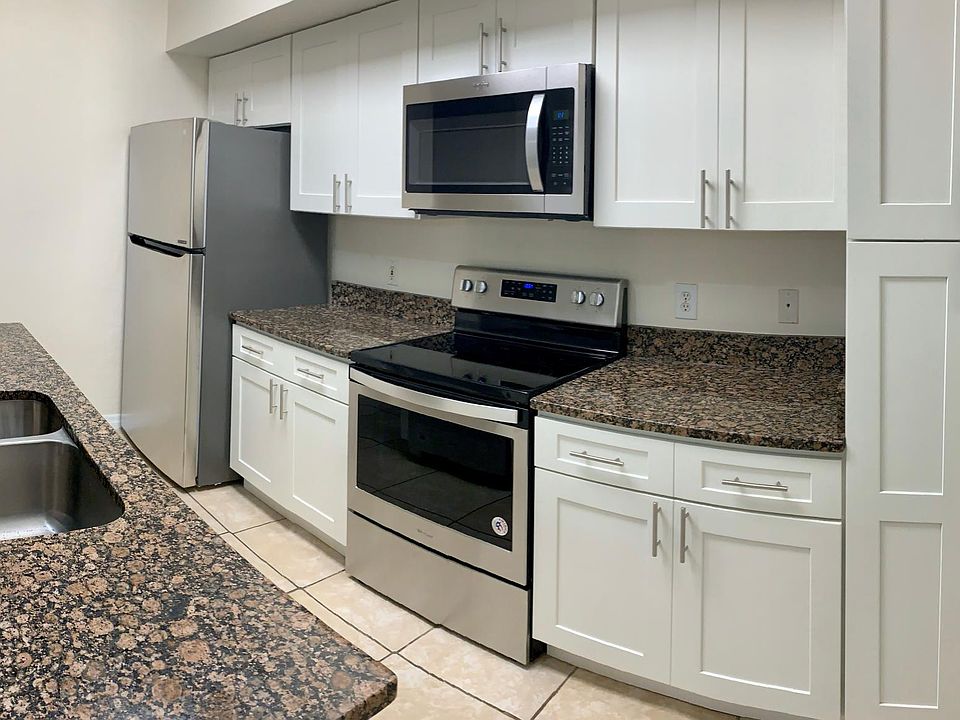 1st image of 7935 Preserve Cir APT 418