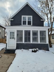 823 Queen Ave N, Minneapolis, MN, 55411