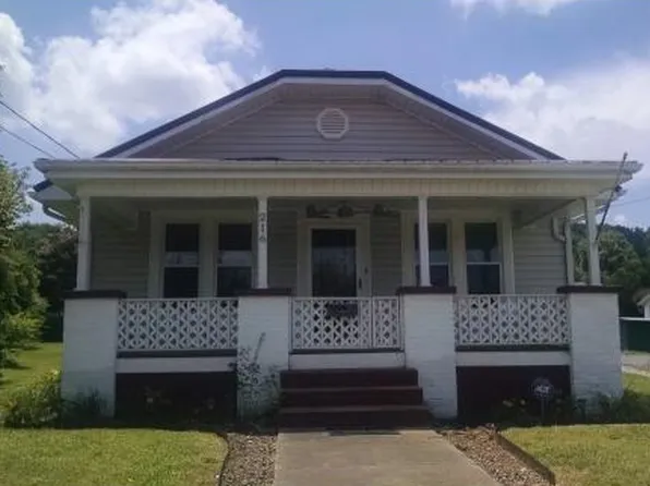 216 W H St, Elizabethton, TN 37643