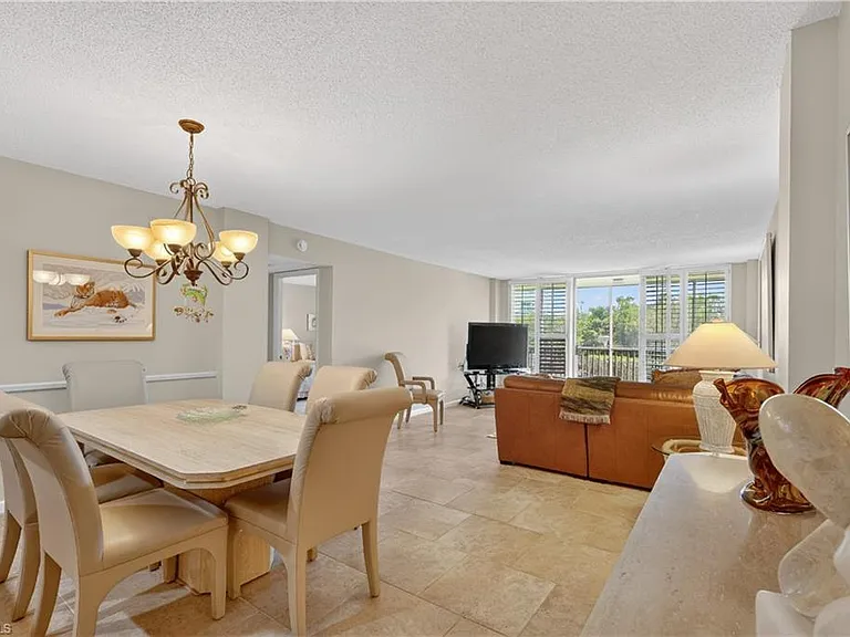 5 Bluebill Ave #201 — Photo 13