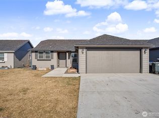 1118 W Sequoia Road, Moses Lake, WA 98837