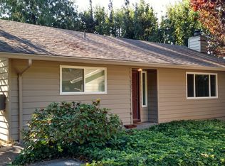 11257 SW Springwood Dr, Tigard, OR 97223