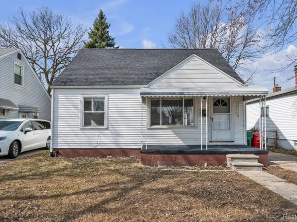 22055 David Ave, Eastpointe, MI 48021