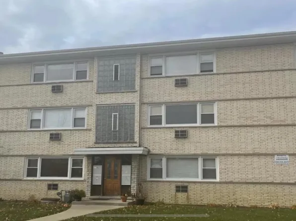 420 Beach Ave APT 2A, La Grange Park, IL 60526