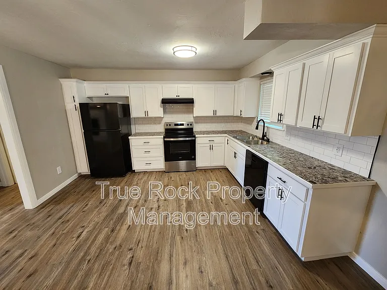 13770 County Road 1556 — Photo 5