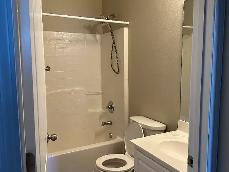 316 Peoria Blvd — Photo 16