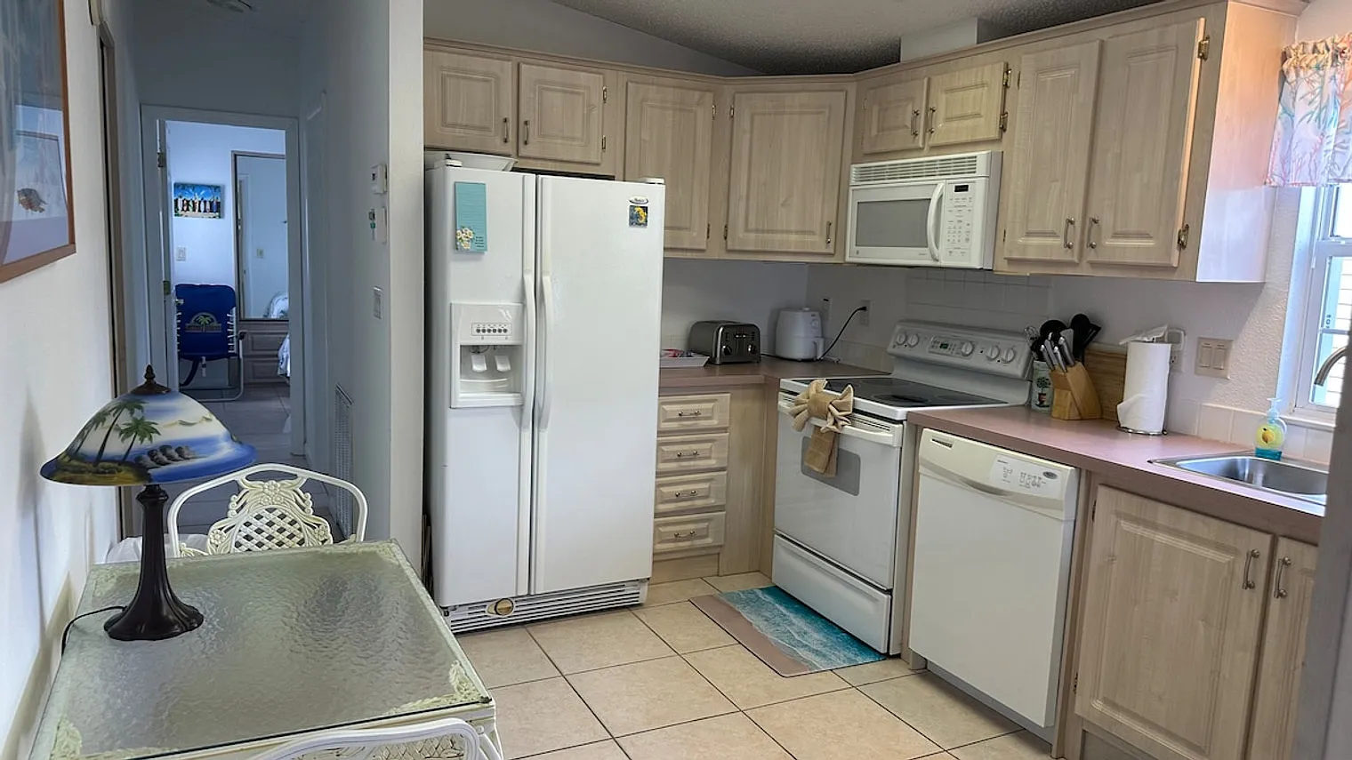 2 bed, 2.0 bath, $7,357 — Photo 2