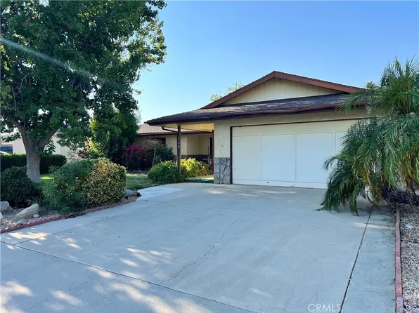 736 Marquesa Ct, Hemet, CA 92543