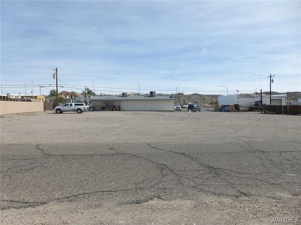 1st image of 410 Long Ave