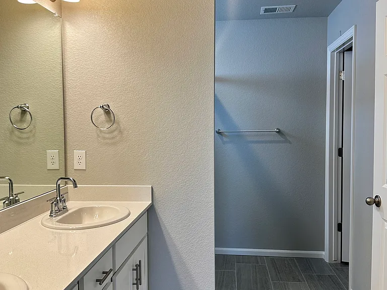 6384 N Lisbon St — Photo 10