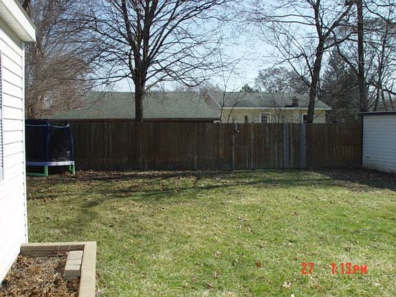 5th image of 119 Glendale Ave