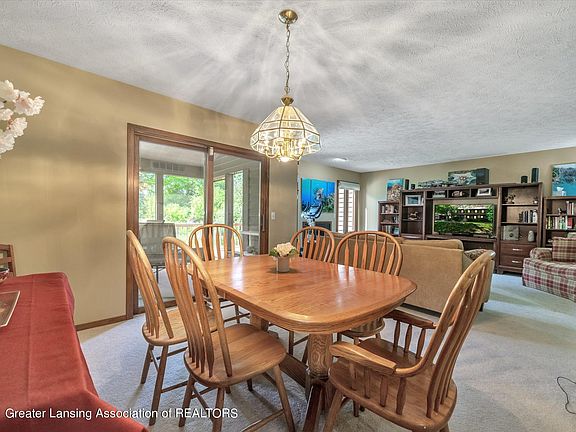 5th image of 2388 N Wild Blossom Ct #98