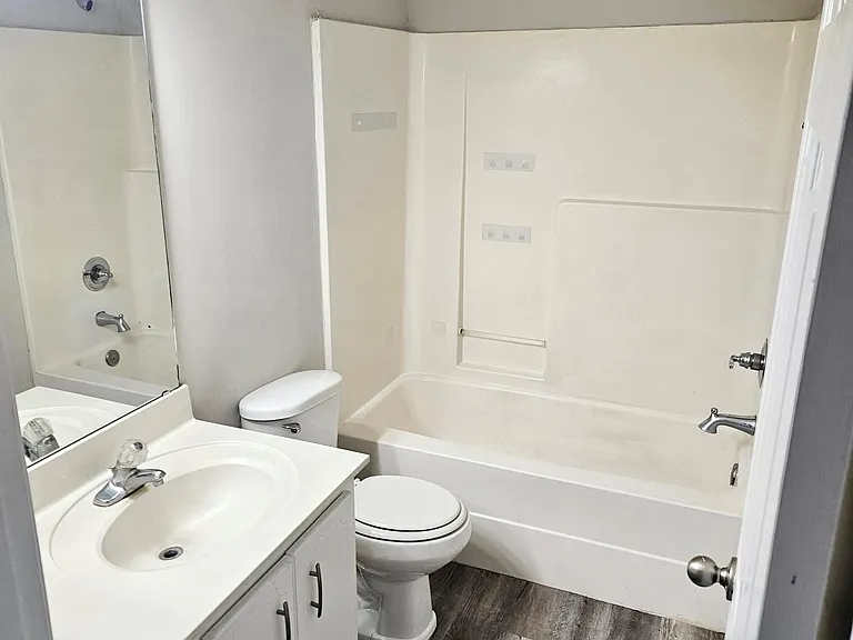 112 Alpha Ct — Photo 6