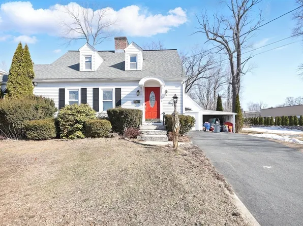 29 Hastings St, Greenfield, MA 01301