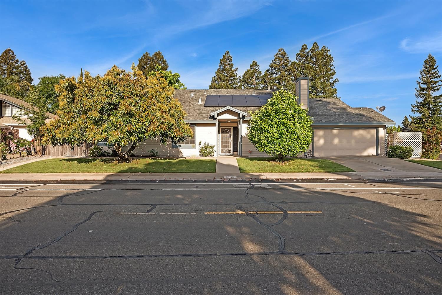 5740 Laguna Park Dr #B, Elk Grove, CA 95758 | Zillow