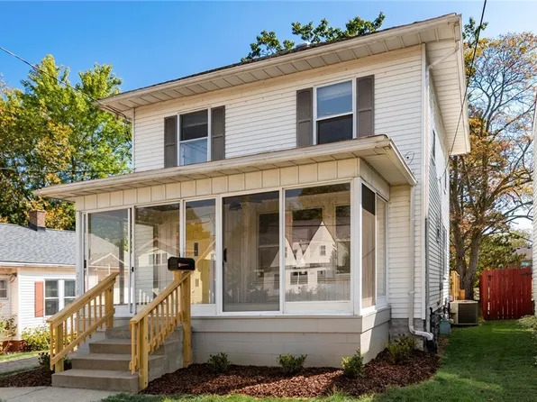 2538 Oakwood Ave, Zanesville, OH 43701