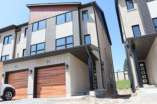 61 Flan Blvd Photo 1