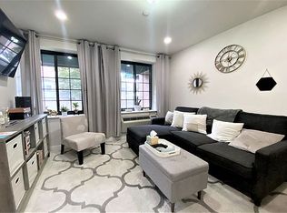 146 Van Cortlandt Park S APT 1R, Bronx, NY 10463