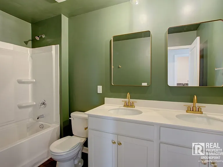 298 Watersglen Dr — Photo 25
