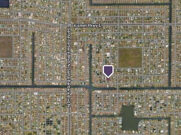 3rd image of 210 NE 20th Ter