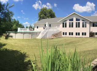 505 Oriole Ln, Polo, IL 61064