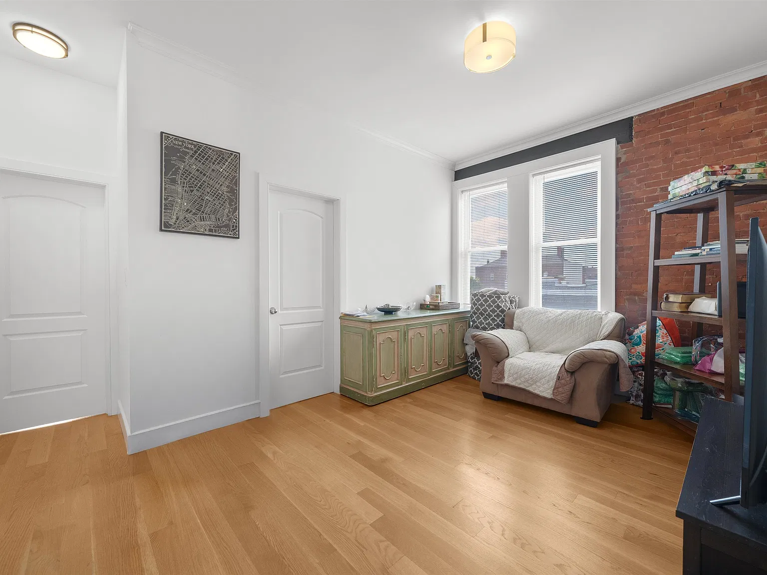 3 bed, 2.0 bath, $2,875 — Photo 2
