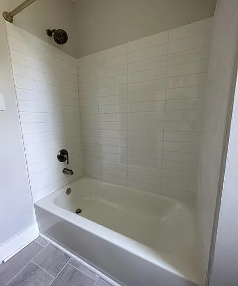 5958 Phillips Ave — Photo 2