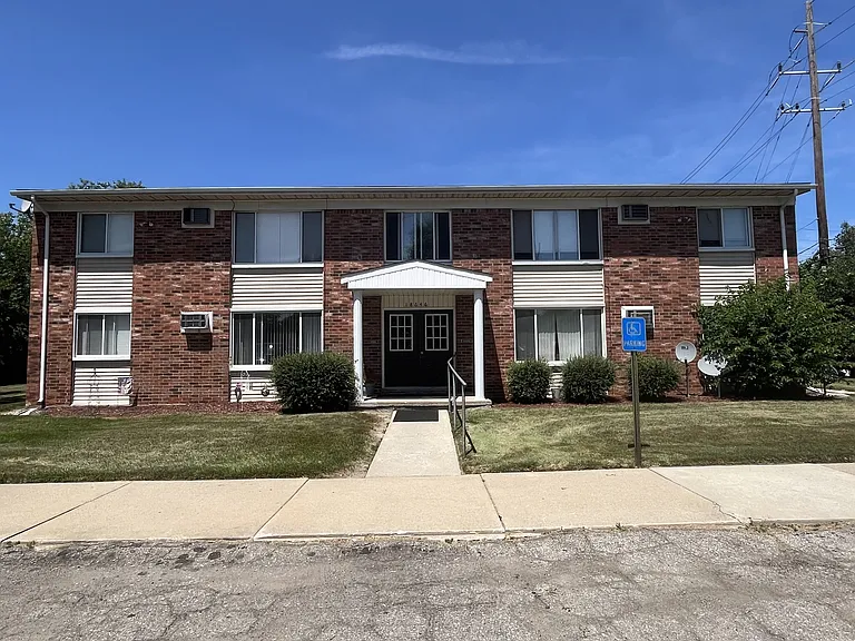 18646 Van Horn Rd — Photo 9