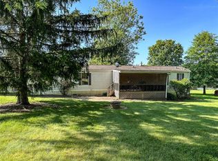 100 Woodview Dr, Valencia, PA