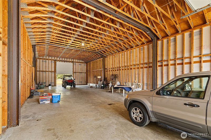 4th image of 160 Ronald Ridge Drive