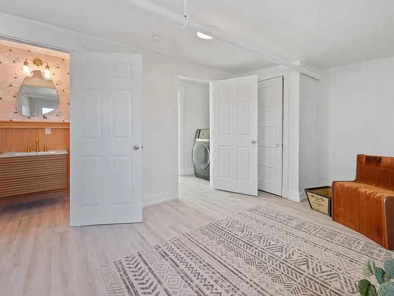 Bonus Suite Livingroom