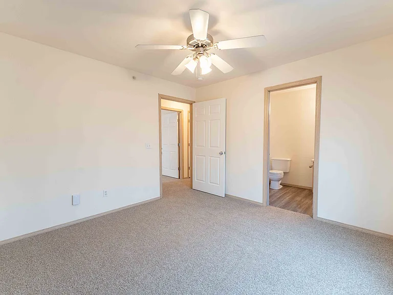 Battlefield Park Apartments — Photo 97