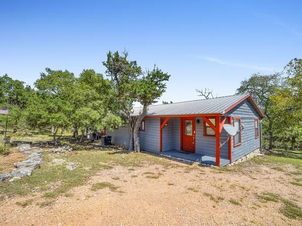 117 Ancient Coast Rd, Fredericksburg, TX 78624