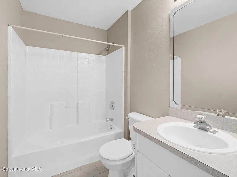 2467 Deercroft Dr — Photo 36