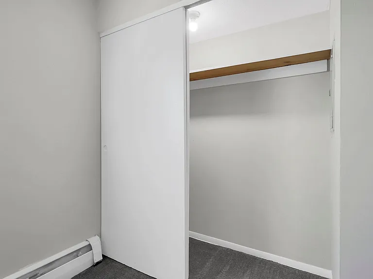 2405 Belcher Dr #B — Photo 15