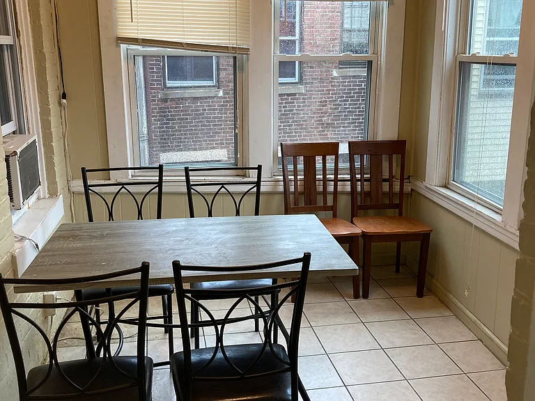 30 Glenville Ave #3 — Photo 4