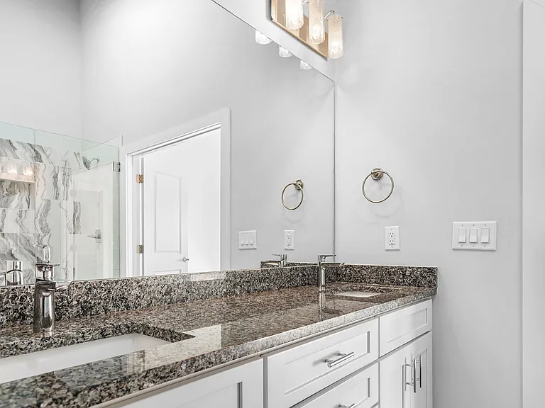 1007A Alice St — Photo 31