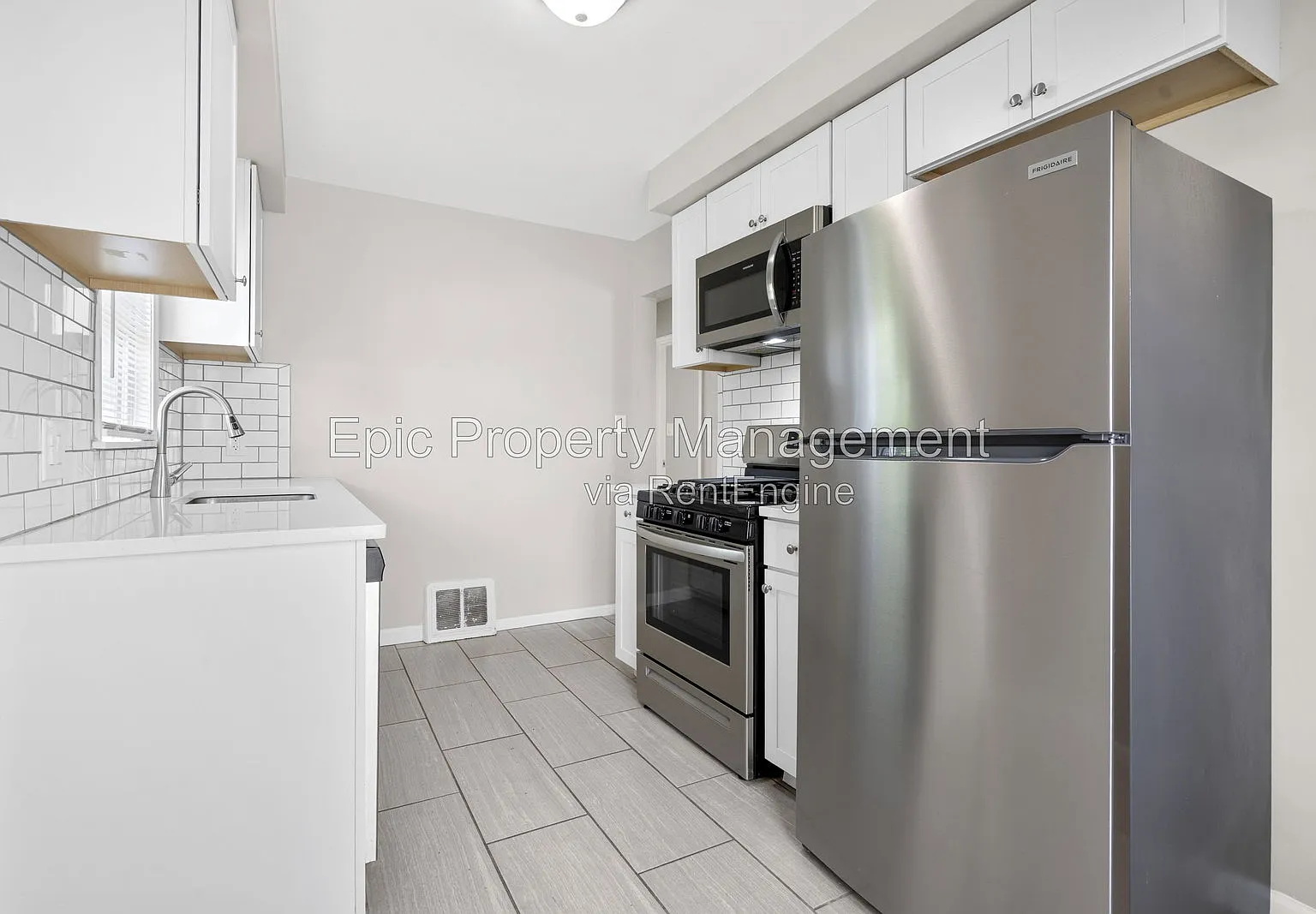 2 bed, 1.0 bath, $1,645 — Photo 3