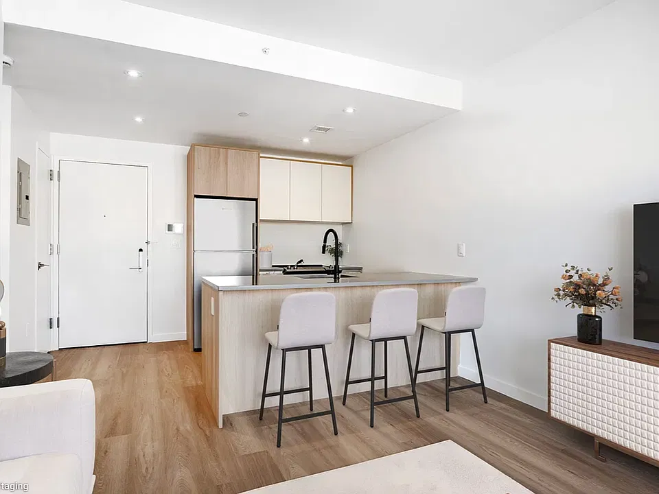 160-14 Hillside Ave #707