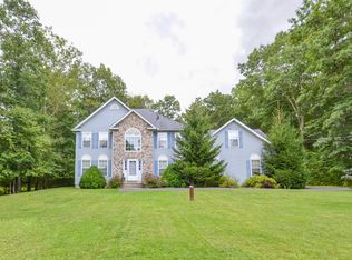 30 Sumner Dr, East Stroudsburg, PA