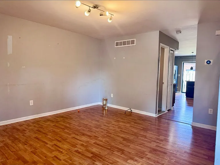 38132 Jamestown Dr #1 — Photo 4
